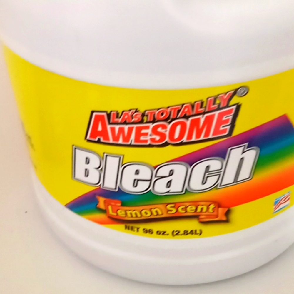 2 hantizers and bleach